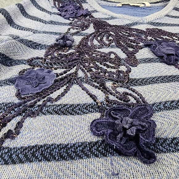 Soft Surroundings Sweater Womens Petite Large Blue Stripe Floral Embroidered Top - Picture 10 of 16